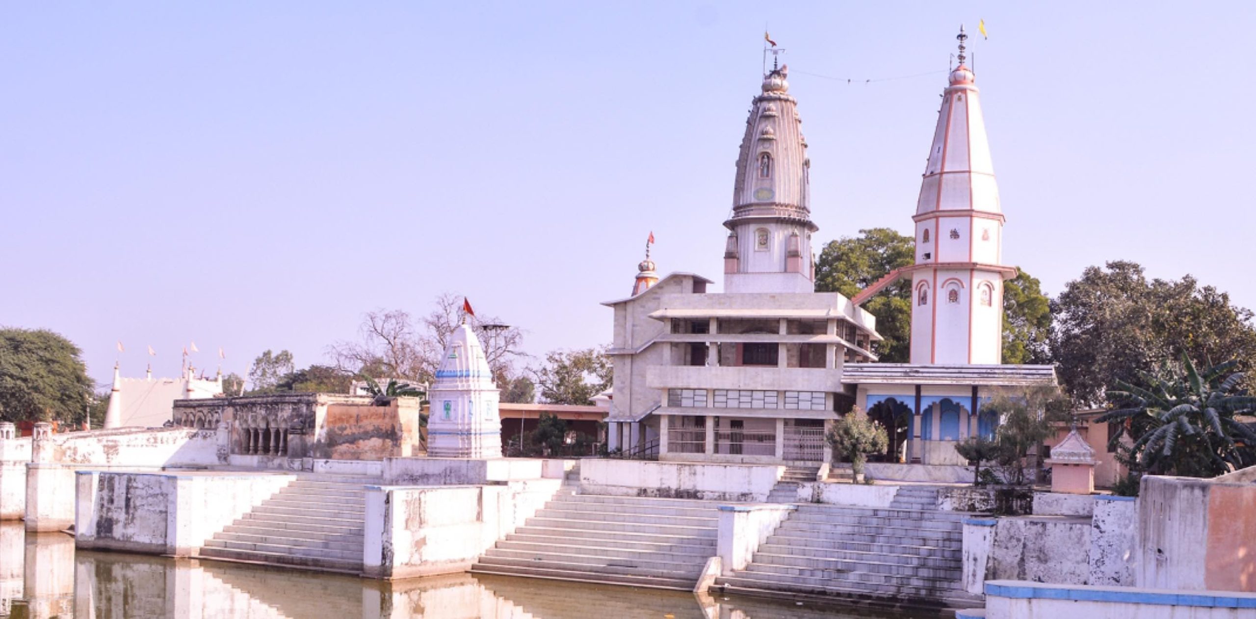 Dashashwamedh Tirth, Salvan